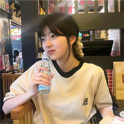 男性新娘子